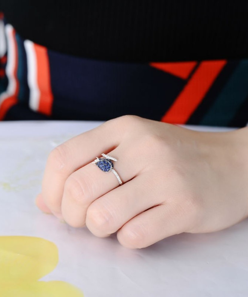 Sidabrinis žiedas su cirkoniais - Sidabriniai žiedai - Goldinga