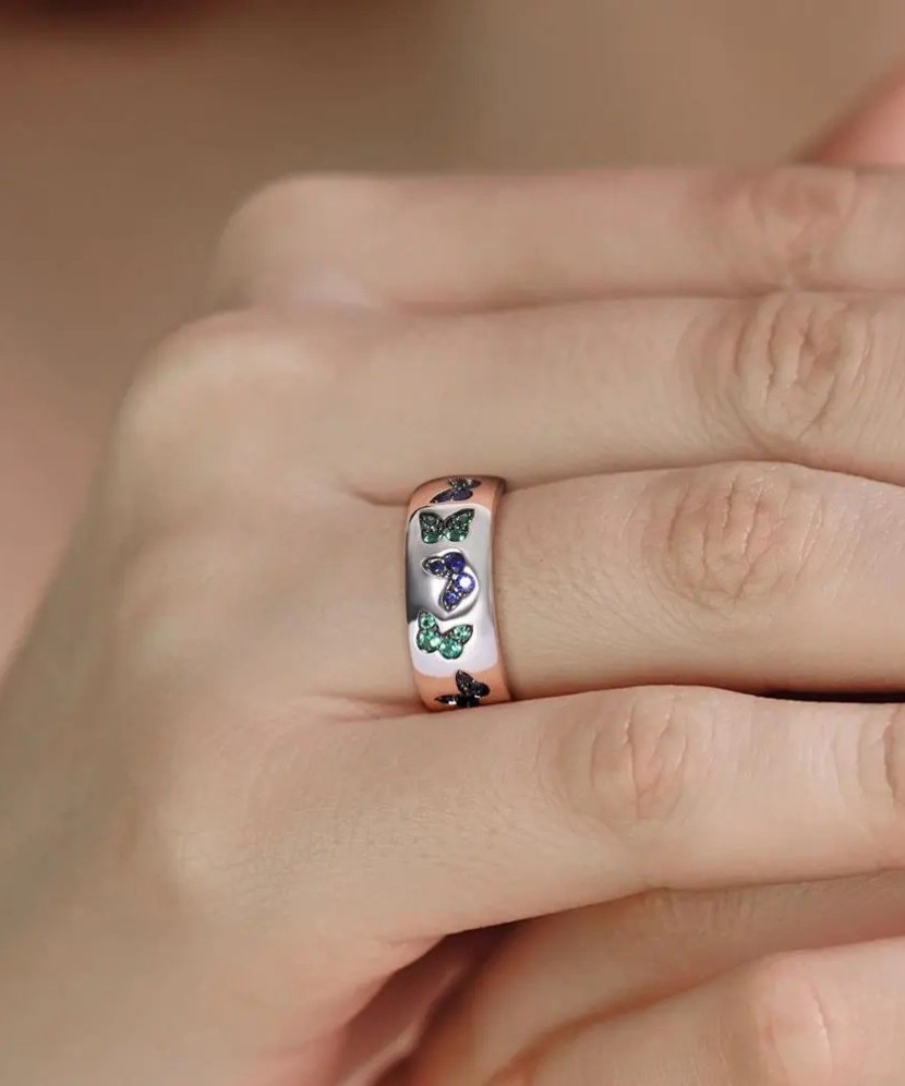 Sidabrinis žiedas su špineliais ir nano safyru - Sidabriniai žiedai - Goldinga