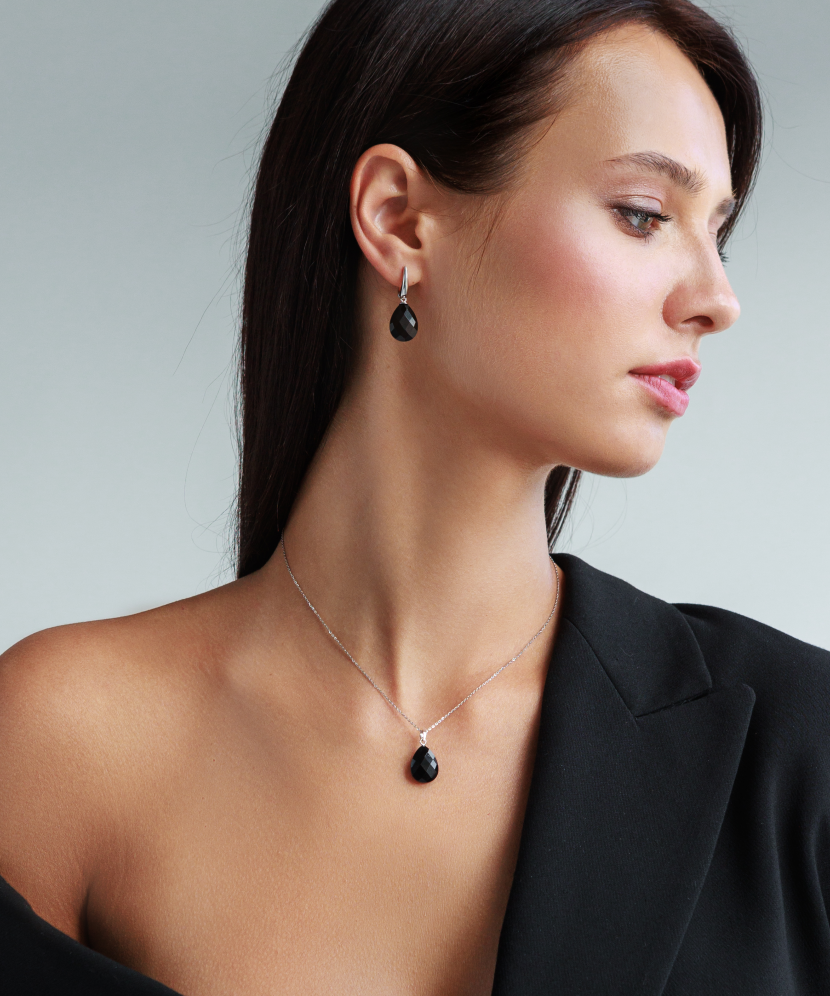 Sidabrinis pakabukas su oniksu - Sidabriniai pakabukai - Goldinga