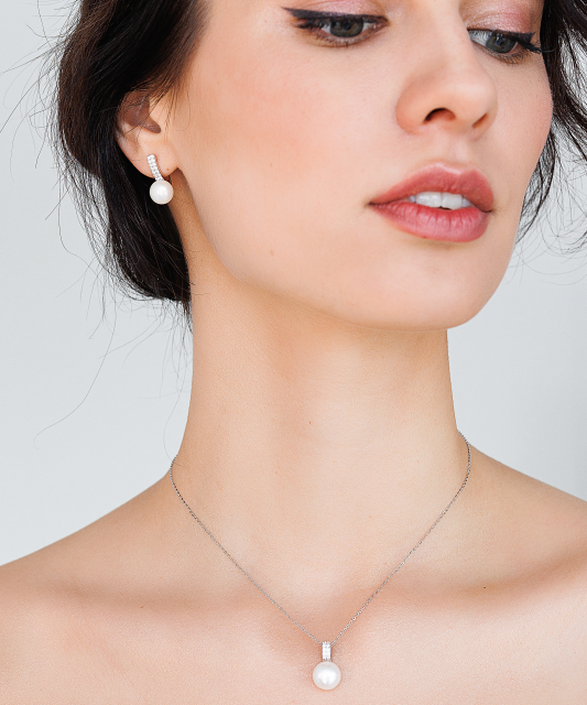 Sidabrinis pakabukas su perlu ir cirkoniais - Perlų pakabukai - Goldinga