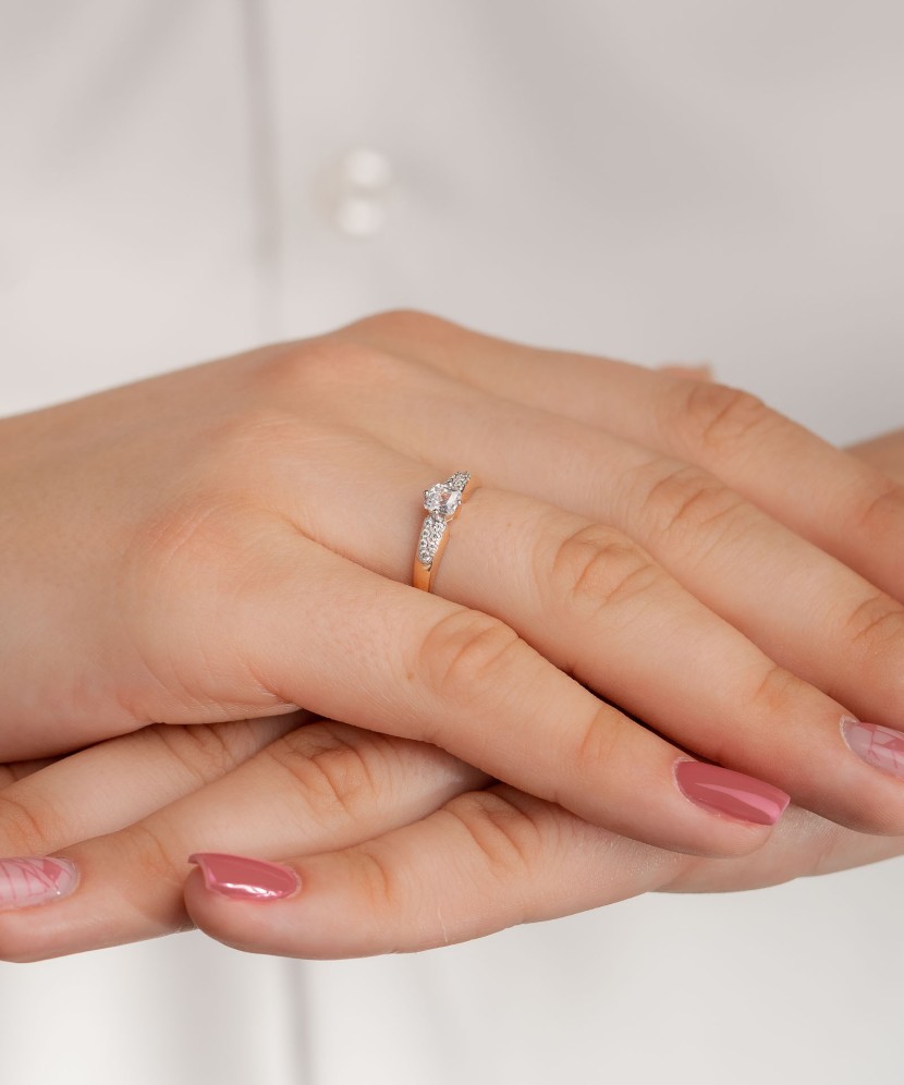 Auksinis žiedas su cirkoniu - Auksiniai žiedai - Goldinga