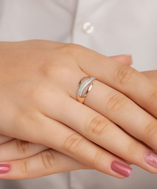 Auksinis žiedas su cirkoniais - Auksiniai žiedai - Goldinga