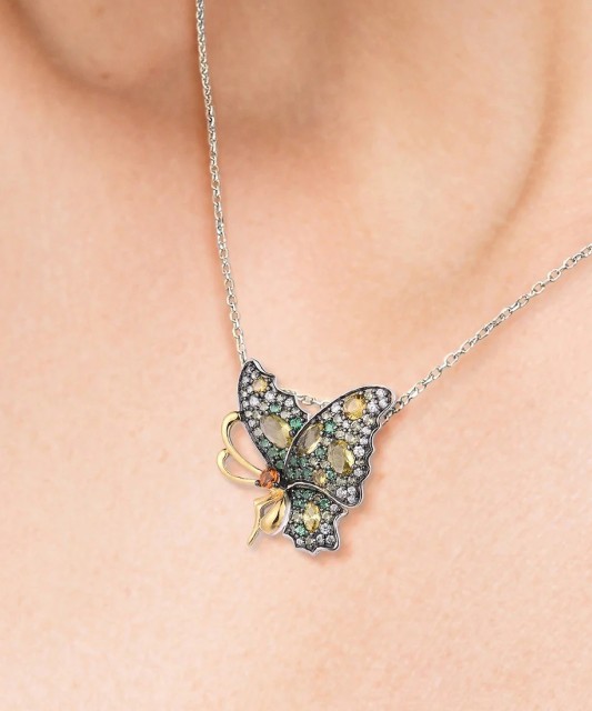 Sidabrinis pakabukas su cirkoniais ir špineliais - Sidabriniai pakabukai - Goldinga