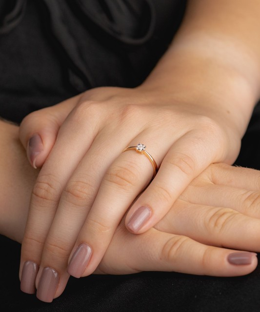 Auksinis žiedas su deimantais - Auksiniai Žiedai su brangakmeniais - Goldinga