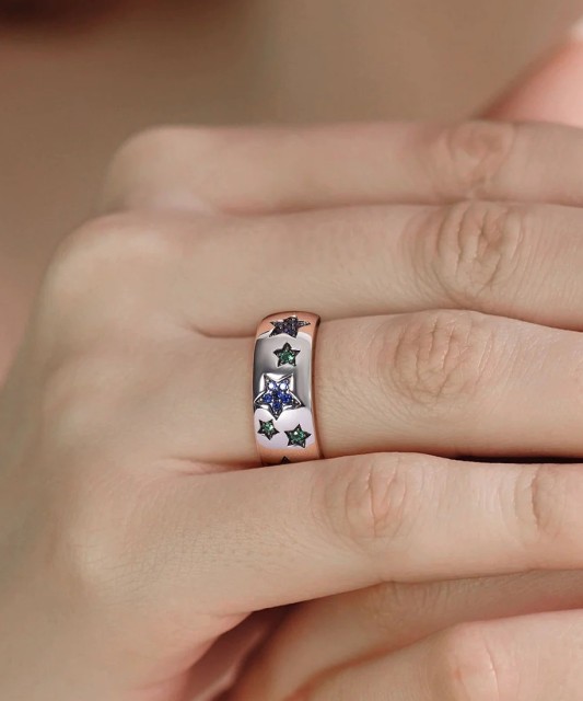 Sidabrinis žiedas su špineliais ir nano safyru - Perkamiausi - Goldinga