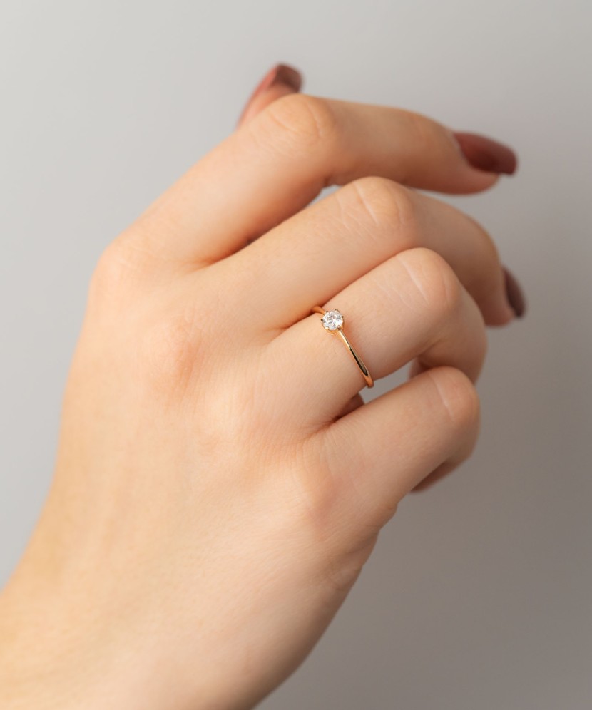 Auksinis žiedas su cirkoniu - Auksiniai žiedai - Goldinga