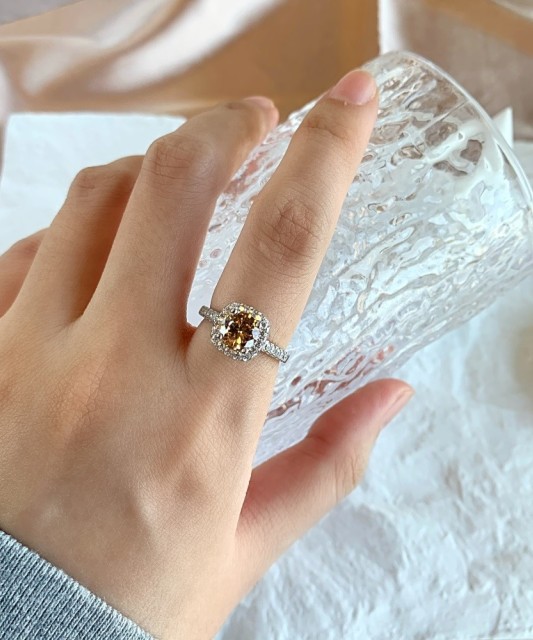 Sidabrinis žiedas su cirkoniais - Sidabriniai žiedai - Goldinga