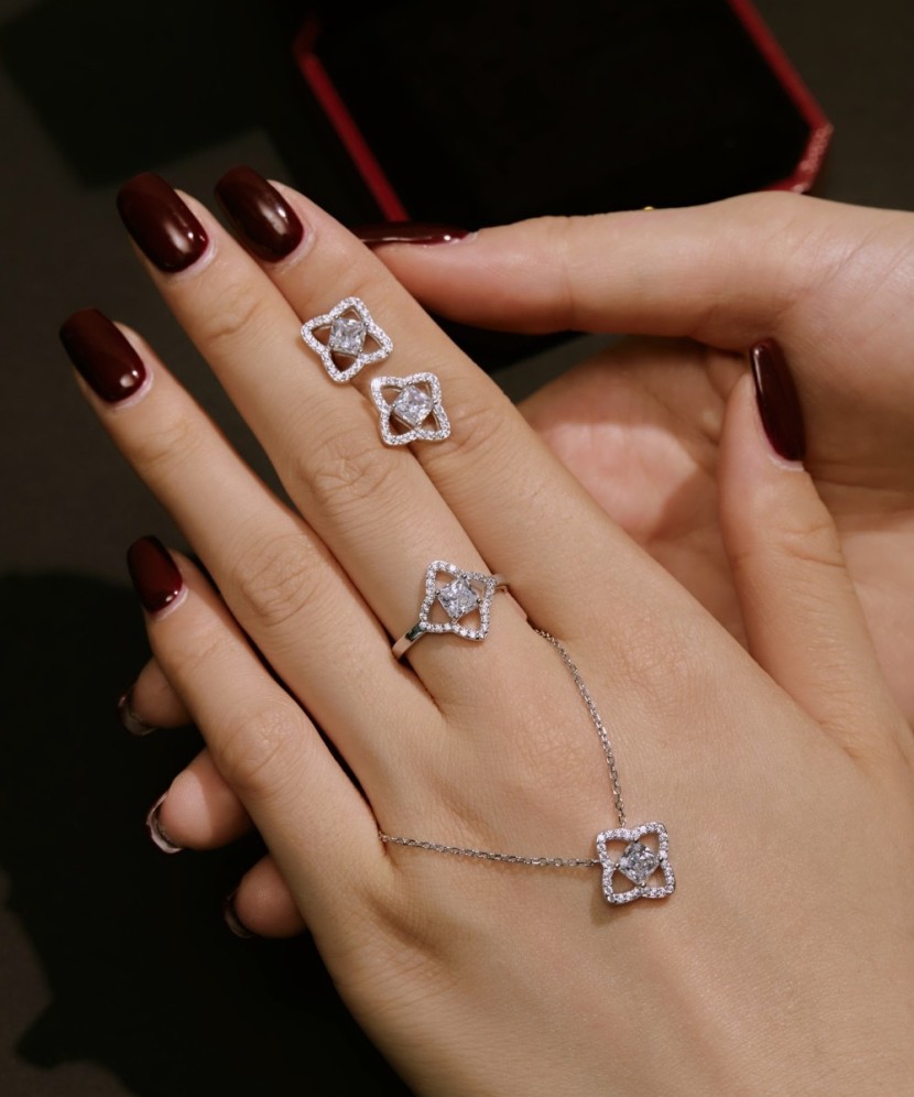 Sidabriniai auskarai su cirkoniais - Sidabriniai auskarai - Goldinga