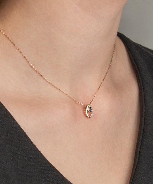 Auksinis pakabukas su safyru ir deimantais - Pakabukai su brangakmeniais - Goldinga