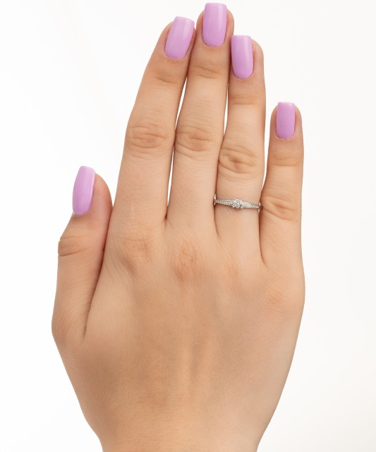 Balto aukso žiedas su deimantais - Auksiniai Žiedai su brangakmeniais - Goldinga