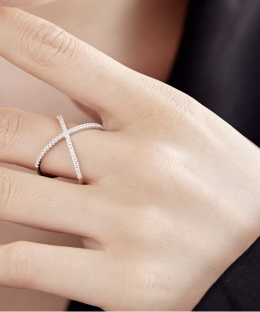 Sidabrinis žiedas su cirkoniais - Sidabriniai žiedai - Goldinga