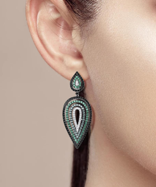 Sidabriniai auskarai su cirkoniais ir špineliais - Sidabriniai auskarai - Goldinga