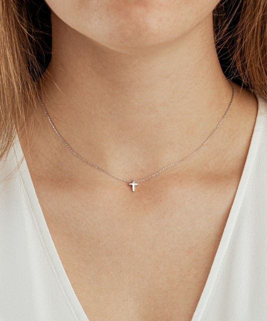 Balto aukso grandinėlė su pakabuku "Kryželis" - Auksinės grandinėlės su pakabukais - Goldinga