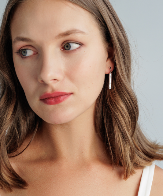 Sidabriniai auskarai su perlais