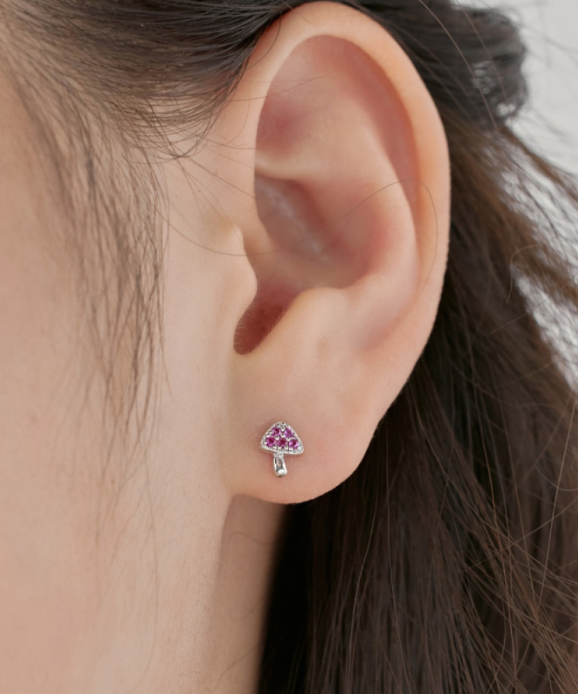 Sidabriniai auskarai su cirkoniais