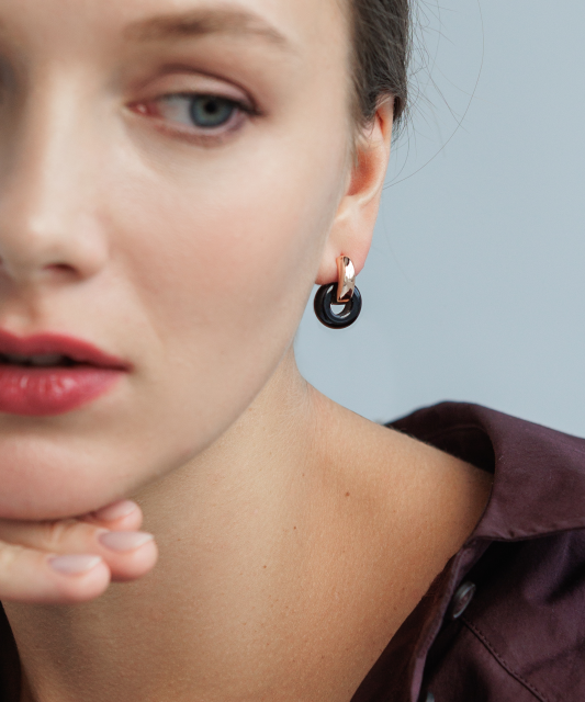 Paauksuoti Sidabriniai auskarai su oniksu