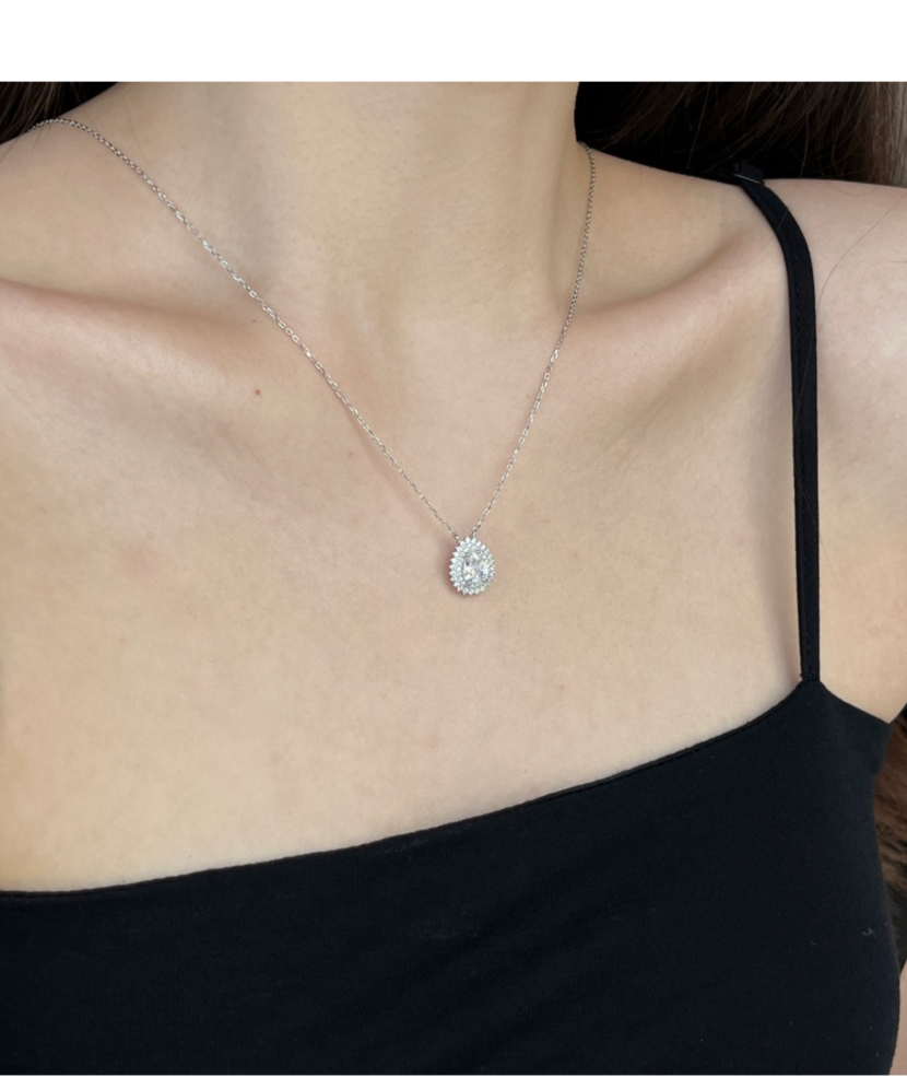 Sidabrinė grandinėlė su cirkonio pakabuku