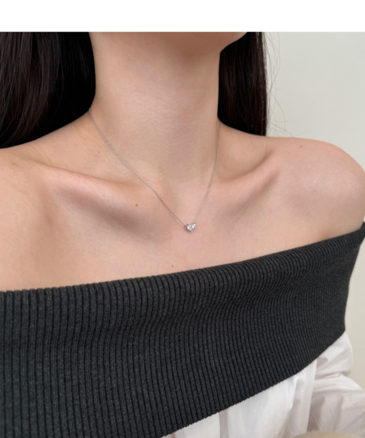 Sidabrinė grandinėlė su cirkonio pakabuku