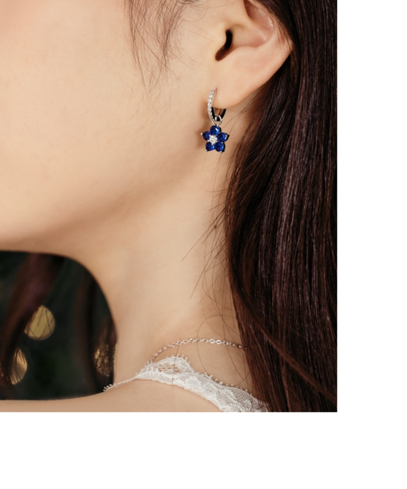 Sidabriniai auskarai su cirkoniais