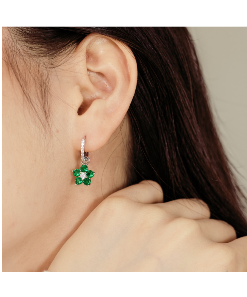 Sidabriniai auskarai su cirkoniais