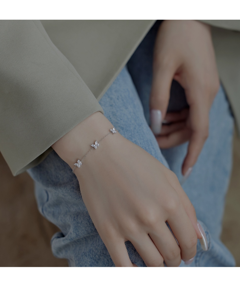 Sidabrinė apyrankė su cirkoniais