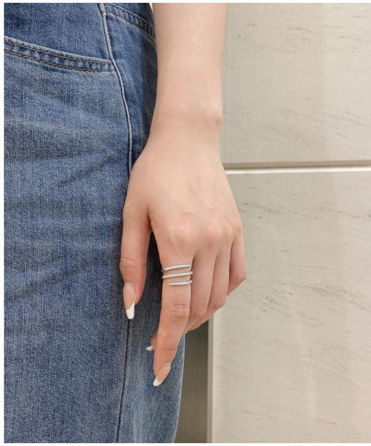 Sidabrinis žiedas su cirkoniais