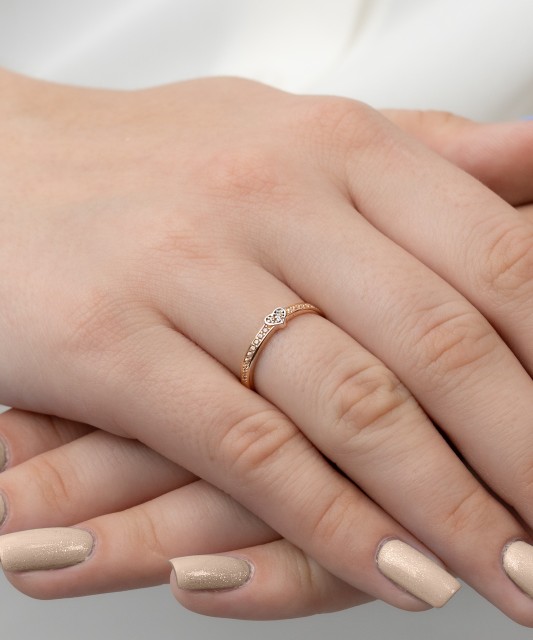 Auksinis žiedas su cirkoniais