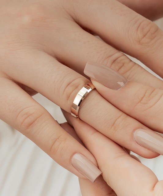 Auksinis vestuvinis žiedas 4.5mm su komfortu - 375 praba