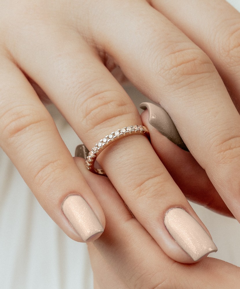 Auksinis žiedas su cirkoniais