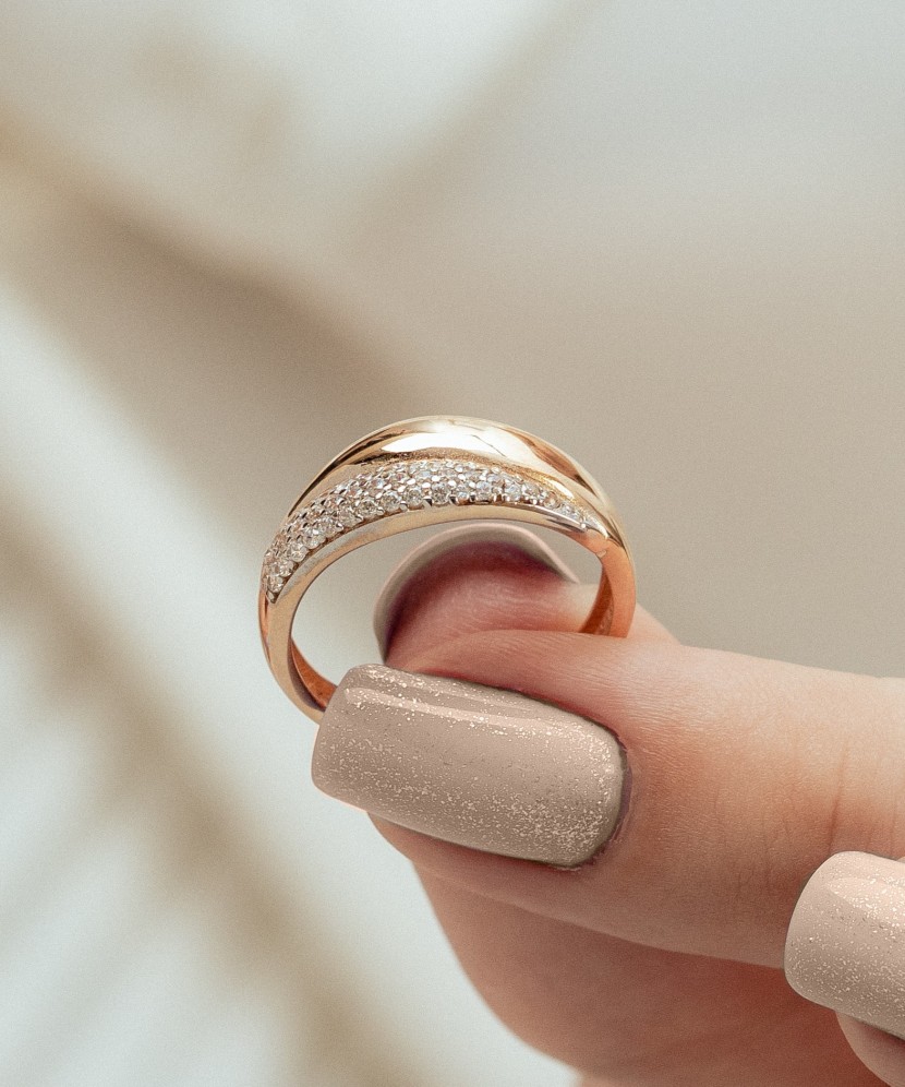 Auksinis žiedas su cirkoniais