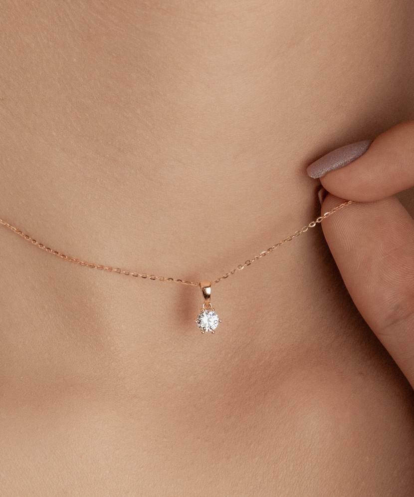 Auksinis pakabukas su cirkoniais