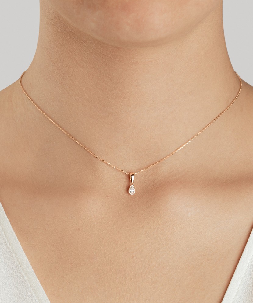 Auksinis pakabukas su cirkoniais