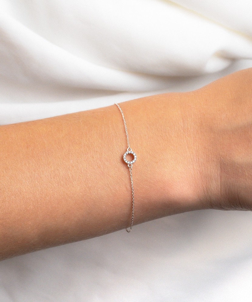 Balto aukso apyrankė su deimantais