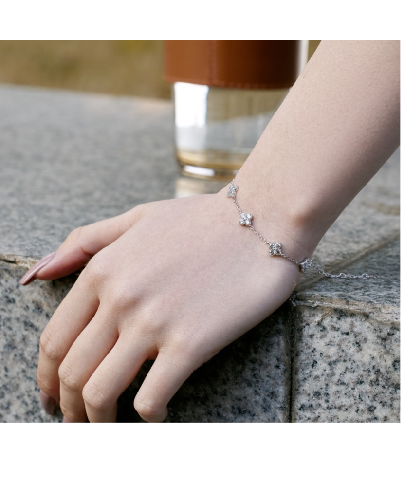 Sidabrinė apyrankė su cirkoniais