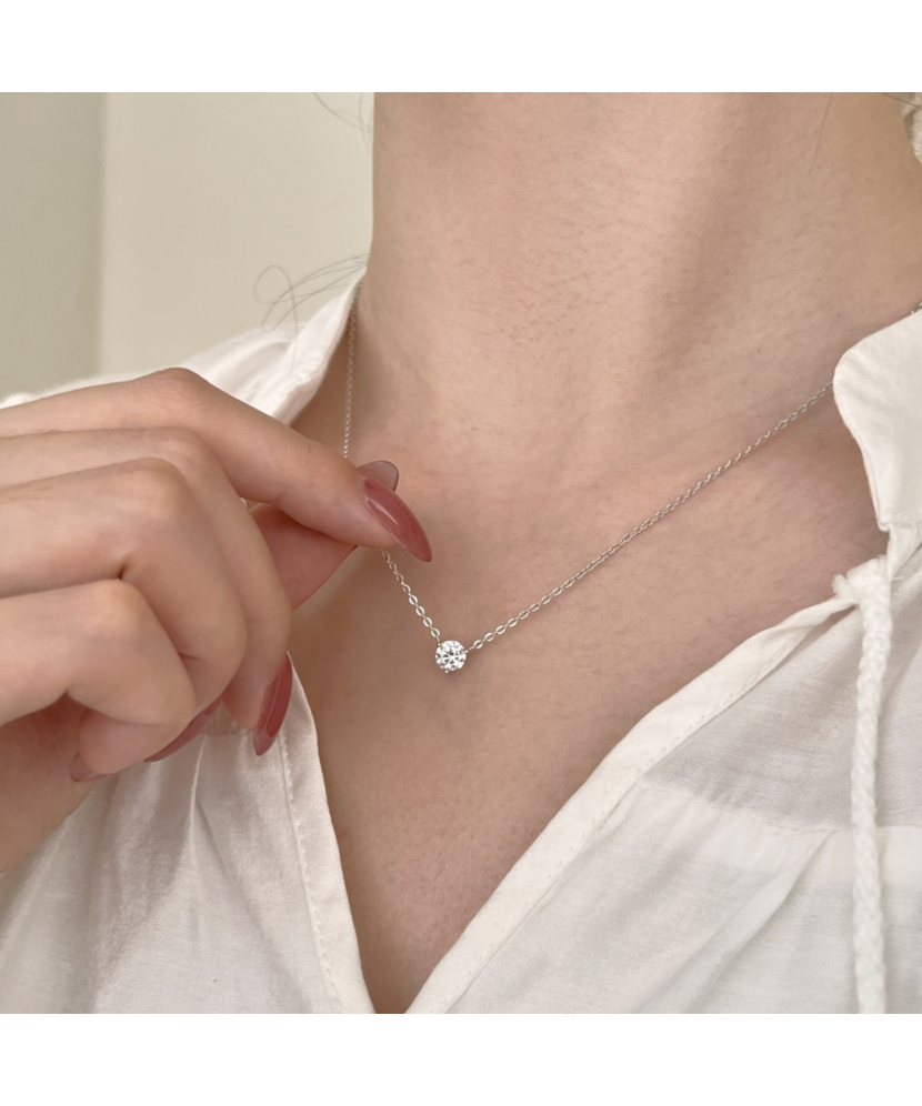 Sidabrinė grandinėlė su cirkonio pakabuku