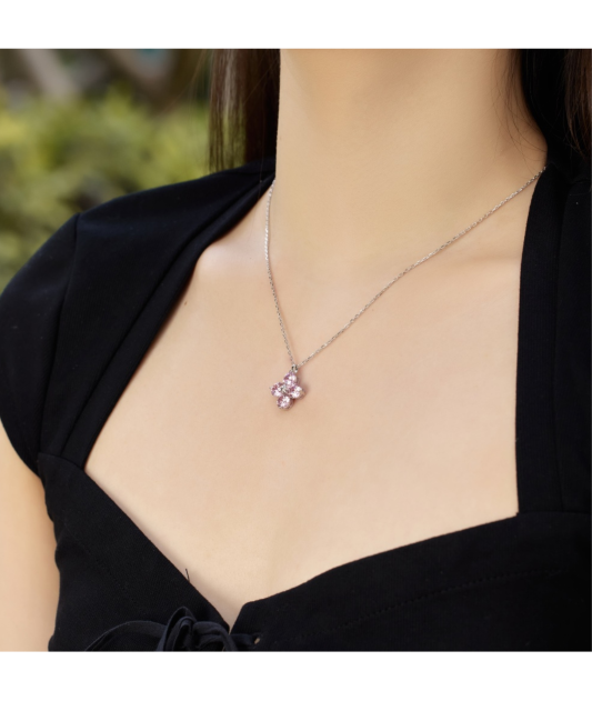 Sidabrinė grandinėlė su cirkonio pakabuku