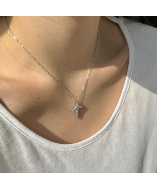 Sidabrinė grandinėlė su moisanito pakabuku "Kryželis"