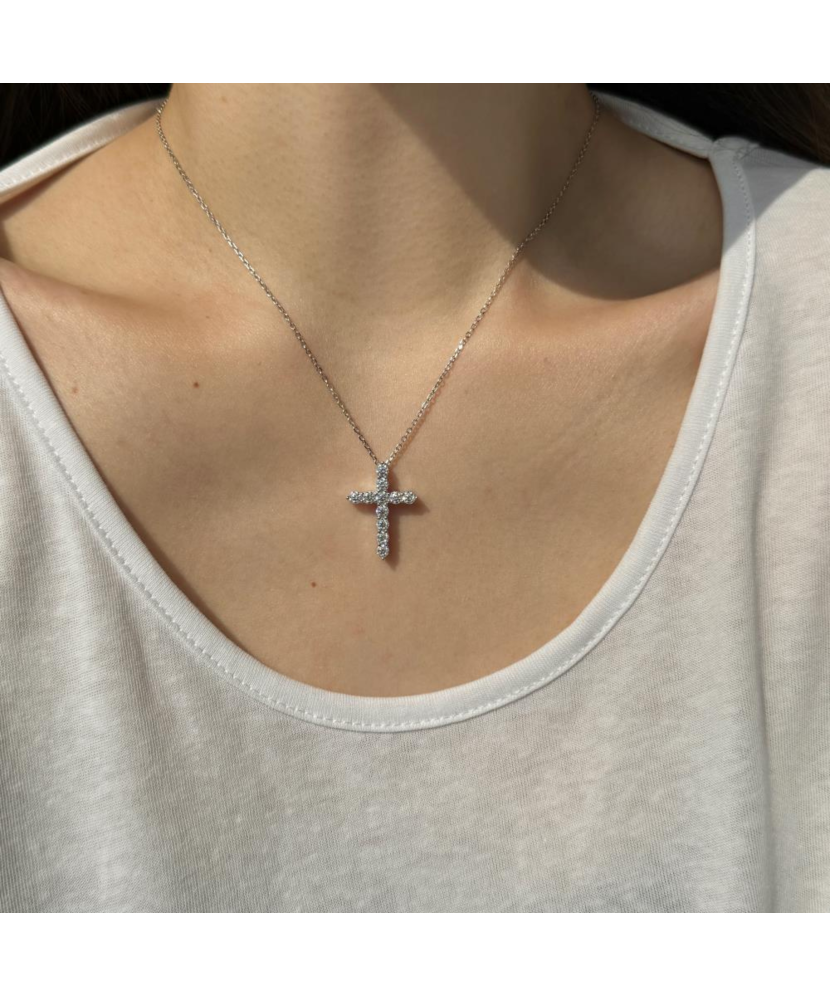 Sidabrinė grandinėlė su moisanito pakabuku "Kryželis"