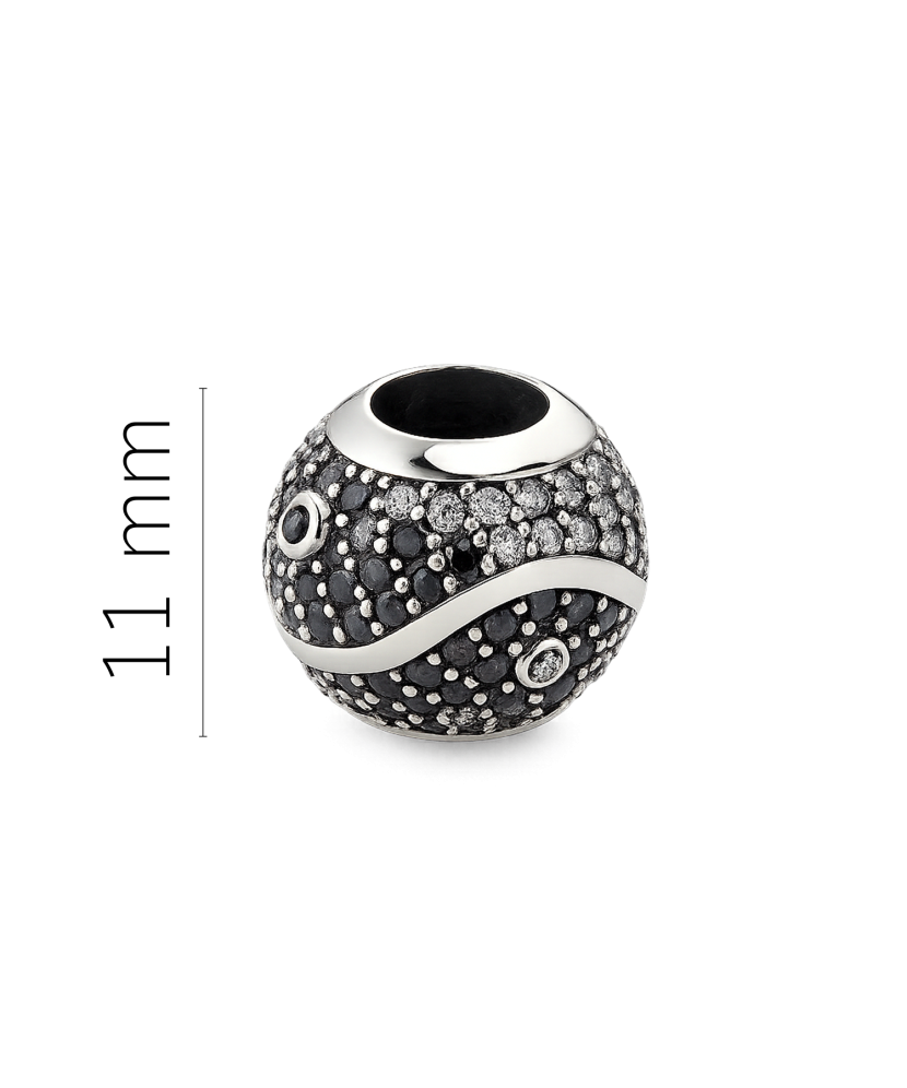 Sidabrinis pakabukas su cirkoniais "Bačkutė"