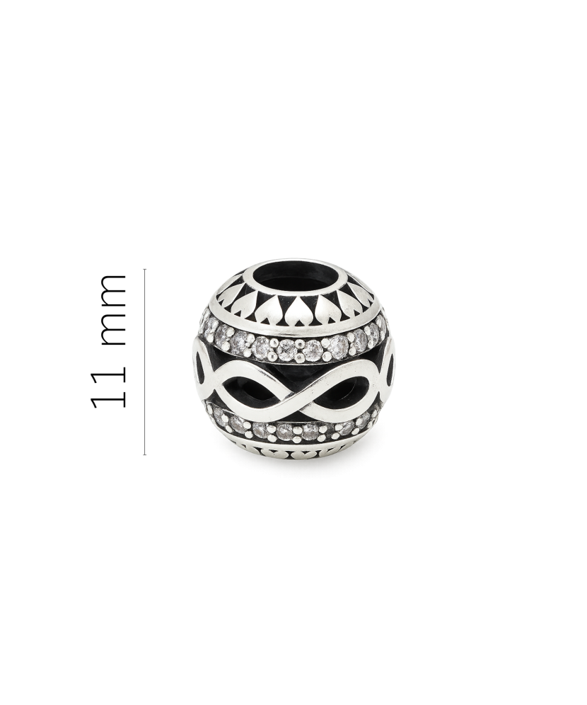 Sidabrinis pakabukas su cirkoniais "Bačkutė"