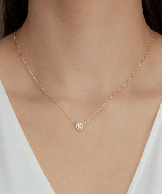 Auksinė grandinėlė su cirkonio pakabuku