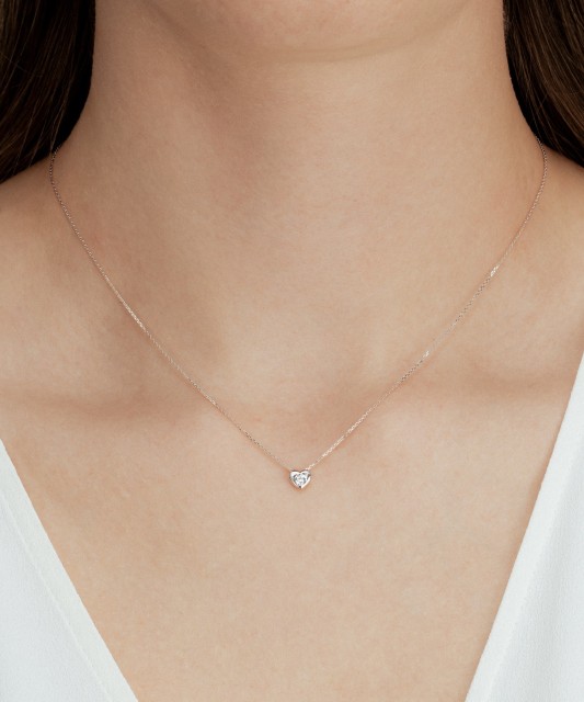 Balto  aukso grandinėlė su cirkonio pakabuku "Širdelė"