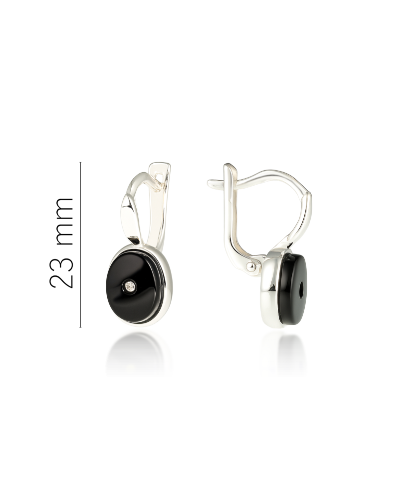 Sidabriniai auskarai su oniksu