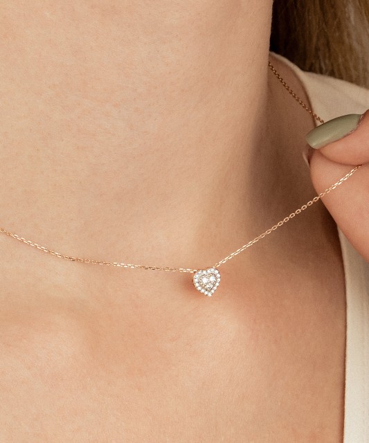 Auksinė grandinėlė su briliantiniu pakabuku "Širdelė"