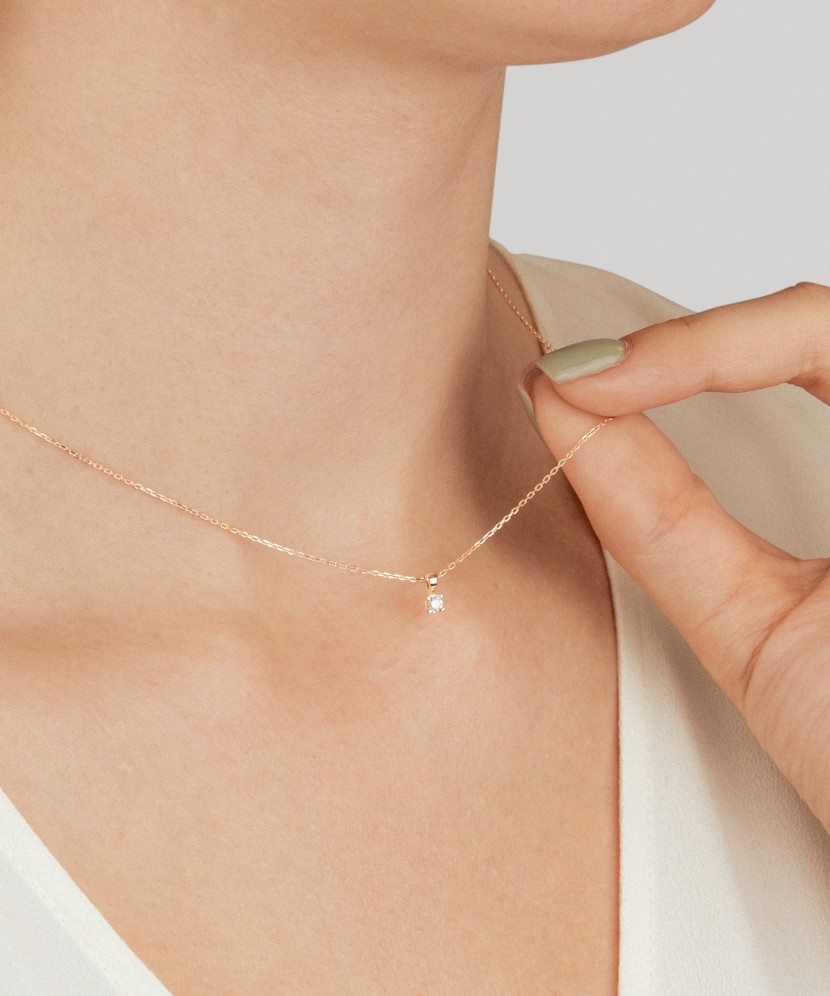 Geltono aukso Grandinėlė Su Deimantiniu Pakabuku  - Goldinga