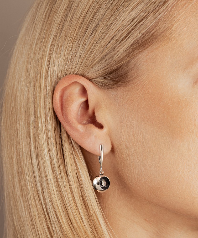 Sidabriniai auskarai su cirkoniais