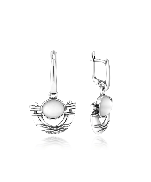 Sidabriniai auskarai su katės akies akmeniu