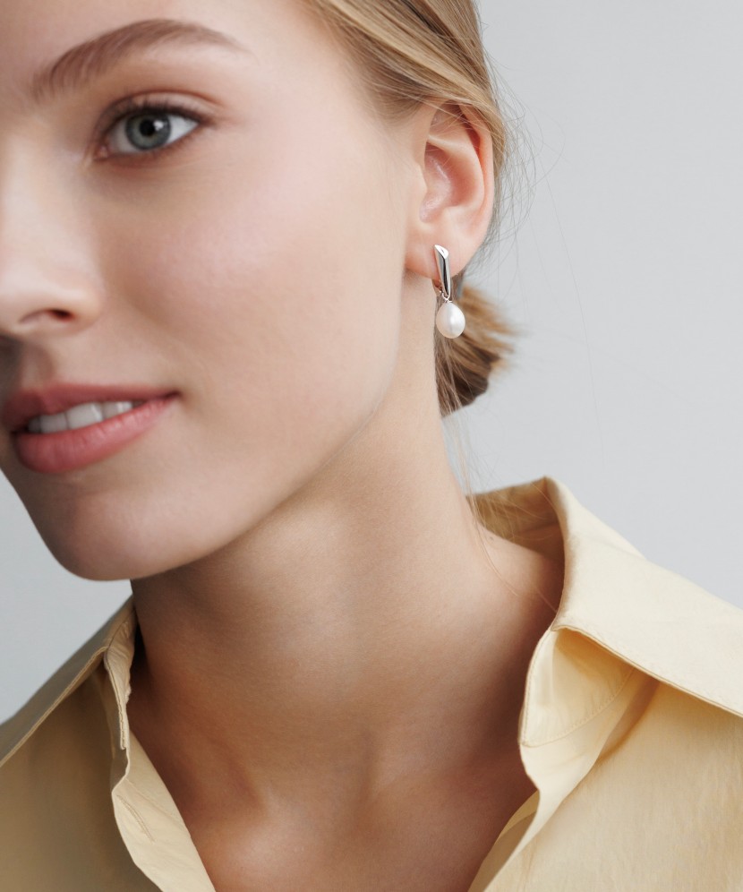 Sidabriniai auskarai su perlais