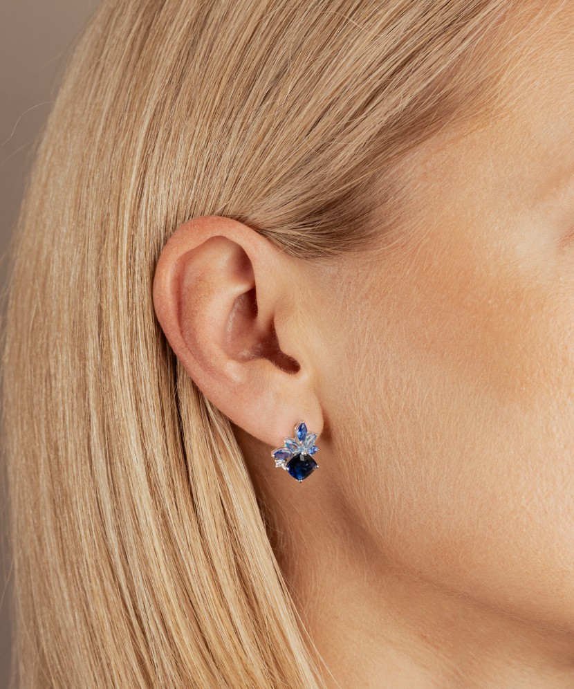 Sidabriniai auskarai su cirkoniais