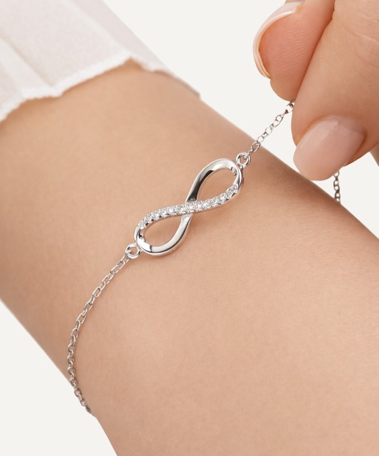 Sidabrinė apyrankė su cirkoniais "Begalybė"